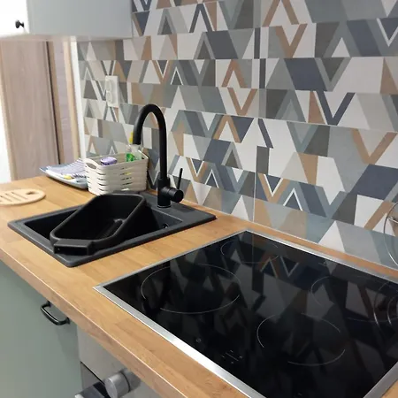 דירה Family Leona