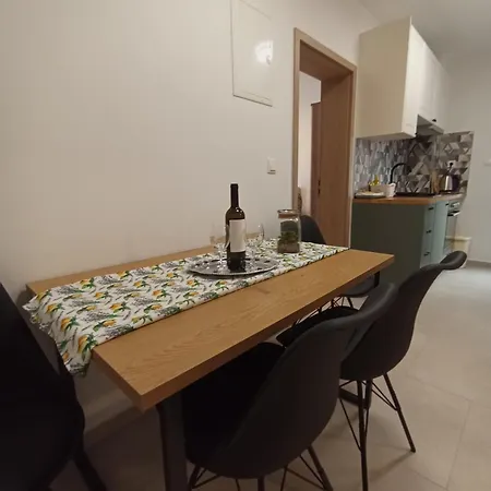 Family Leona Makarská