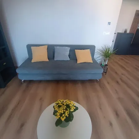 Apartman Family Leona *