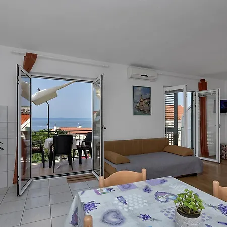 Family Leona * Макарська