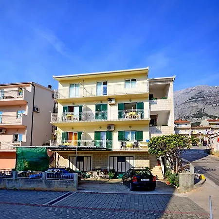 Family Leona * Макарська