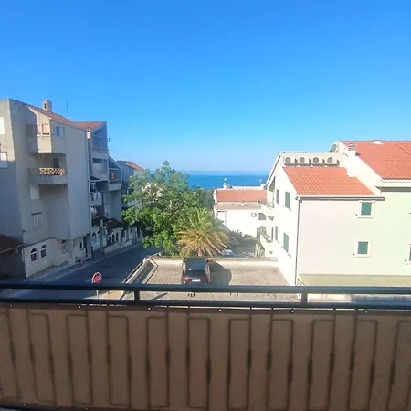 Apartment Family Leona Makarska